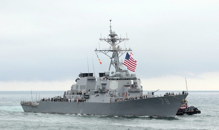 U.S. says Navy ship fired warning shots at Iranian vessels